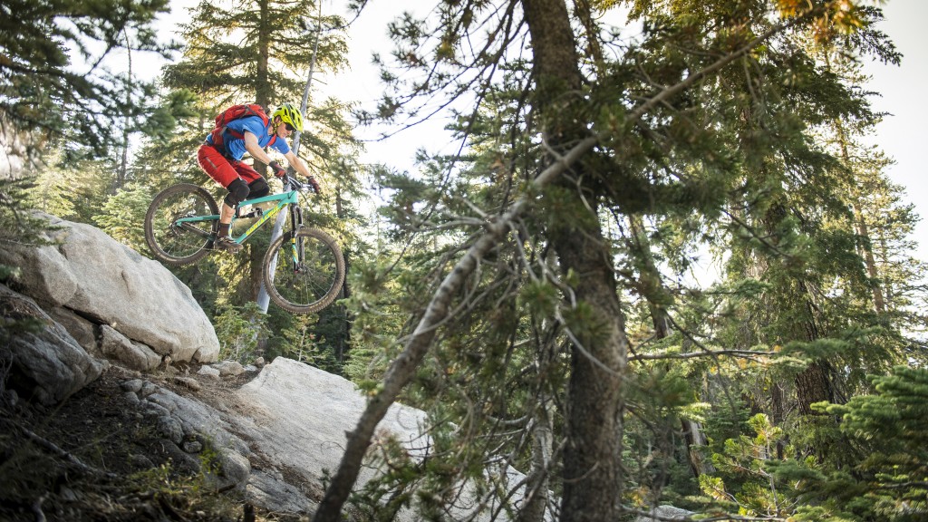 santa cruz nomad x01 2016 - just wrapping up another epic run on the nomad.