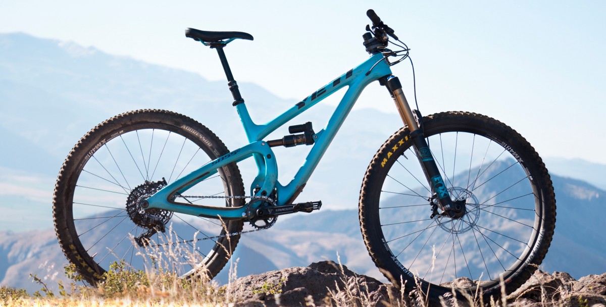 Yeti SB5.5C X01 2016 Review (An unshakable charger, the Yeti is without a doubt the best all-mountain bike in the test.)