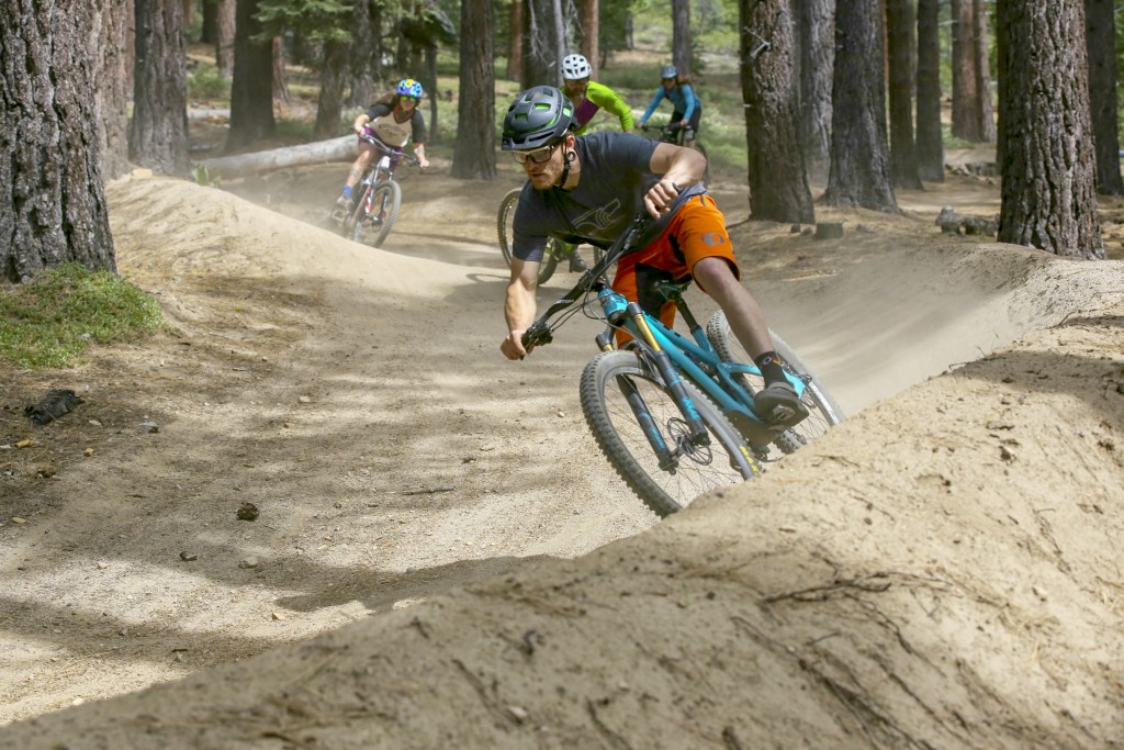 yeti sb5.5c x01 2016 - you've got to dump the yeti into wide turns to fight its gyroscopic...