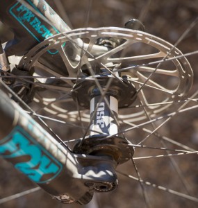 yeti sb5.5c x01 2016 - the 110mm boosted axle made the yeti's 160mm fox 36 factory fork...