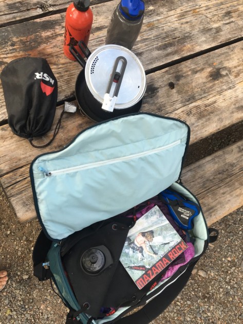 旅行かばん・小分けバッグ ARC'TERYX COVERT CASE Arc'teryx Covert Case C/O Review | Tested & Rated