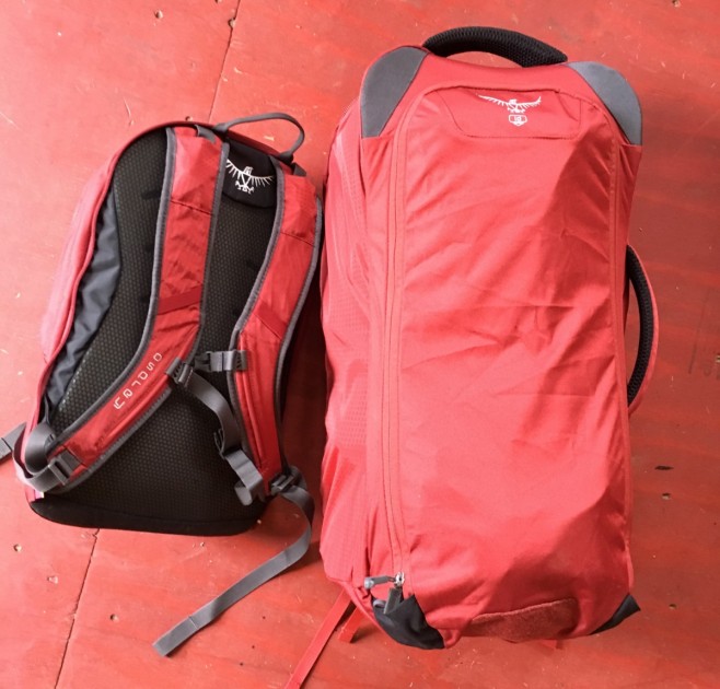osprey farpoint 55 - the osprey farpoint 55 with the larger, or &quot;main&quot; bag&#039;s straps all...