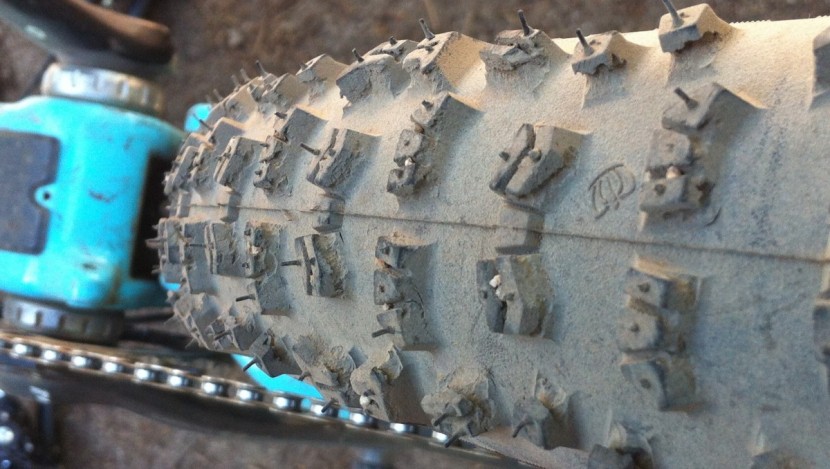 continental trail king 2.2 protection - would you believe this tire has only 25 miles on it? our continental...