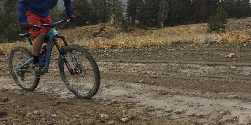 wtb vigilante 2.3 fast rolling/tough - when things get sloppy, the open tread pattern clears light mud and...