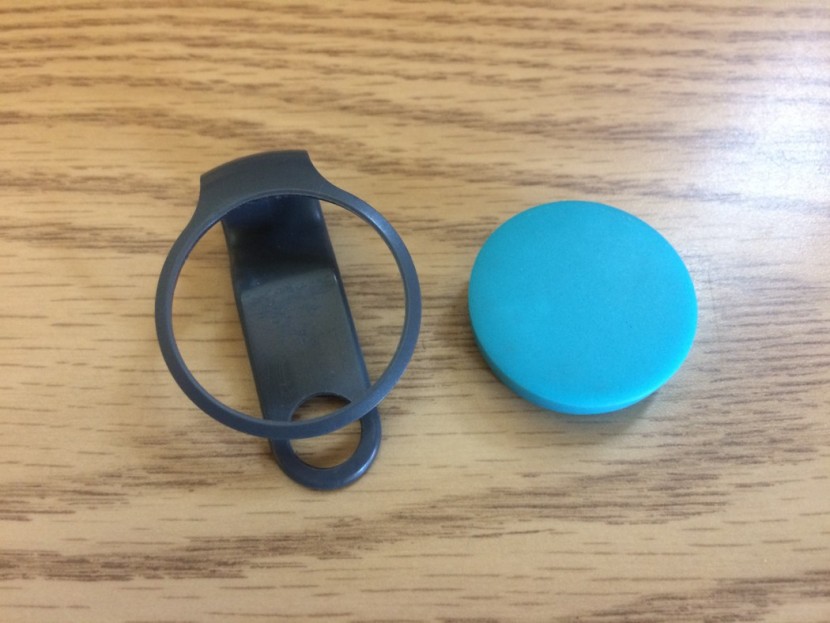 misfit link - the blue circle houses the battery and electronics of the flash...