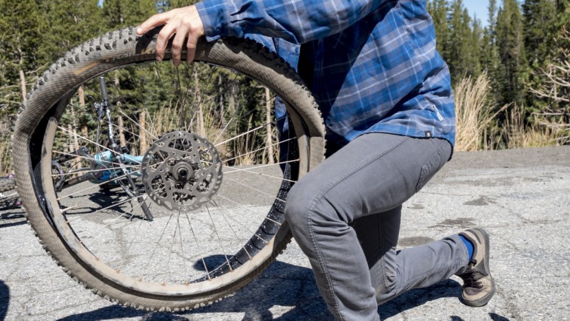 continental trail king 2.2 protection - we already had a few rides in on the trail king at this point. in...