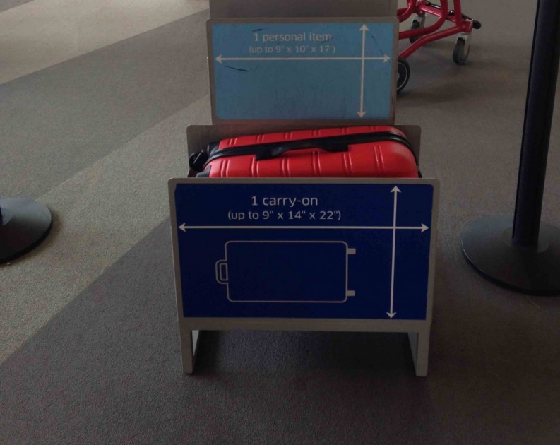 personal item american airlines