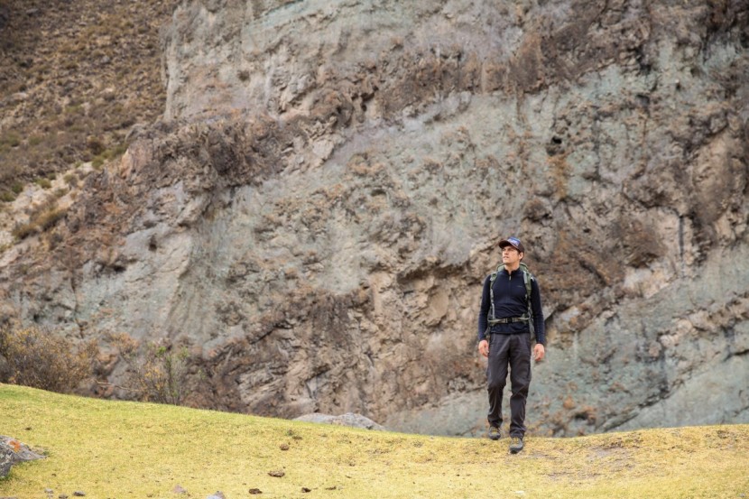asolo jumla gv - hiking through a super deep canyon in search of a scramble in the...