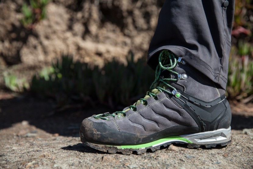 salewa mountain trainer mid gtx - solid construction and minimal pieces of upper combined to make a...
