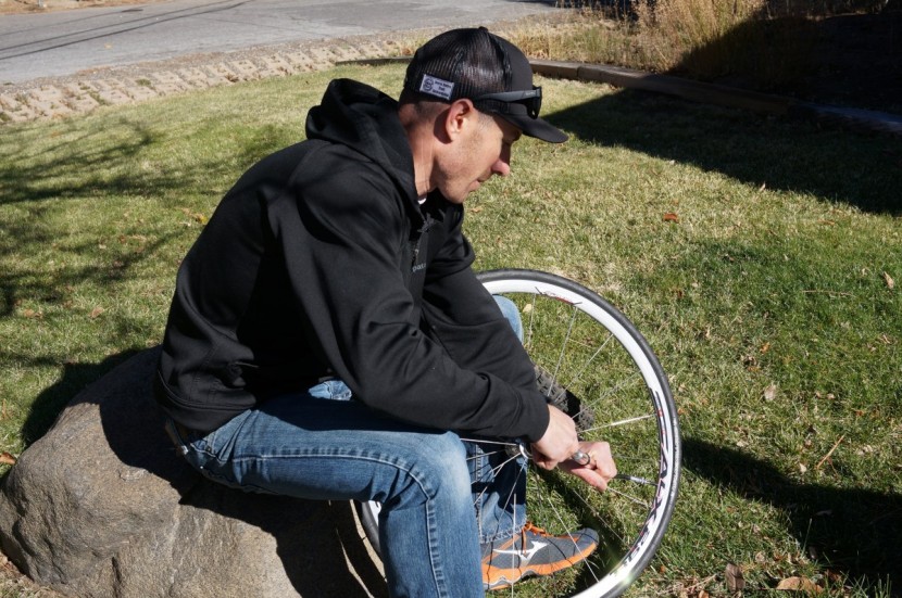 lezyne road drive - the road drive is the most efficient mini pump we have tested for...