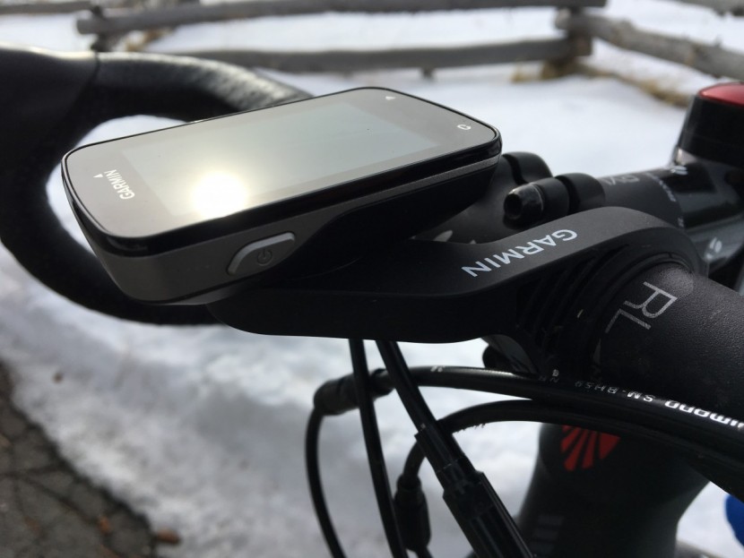 garmin edge 820 - garmin edge models comes with a nice out front mount for optimal...