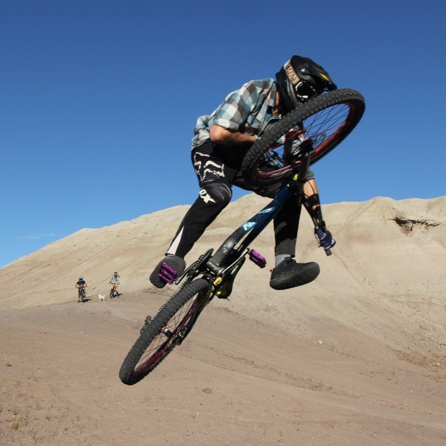 deity bladerunner - freeriding in the nevada desert on the deity bladerunners