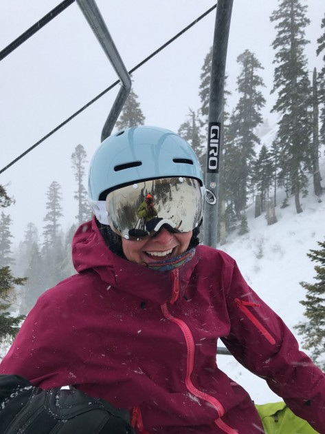 poc fornix - a tight interface with poc goggles is clear.