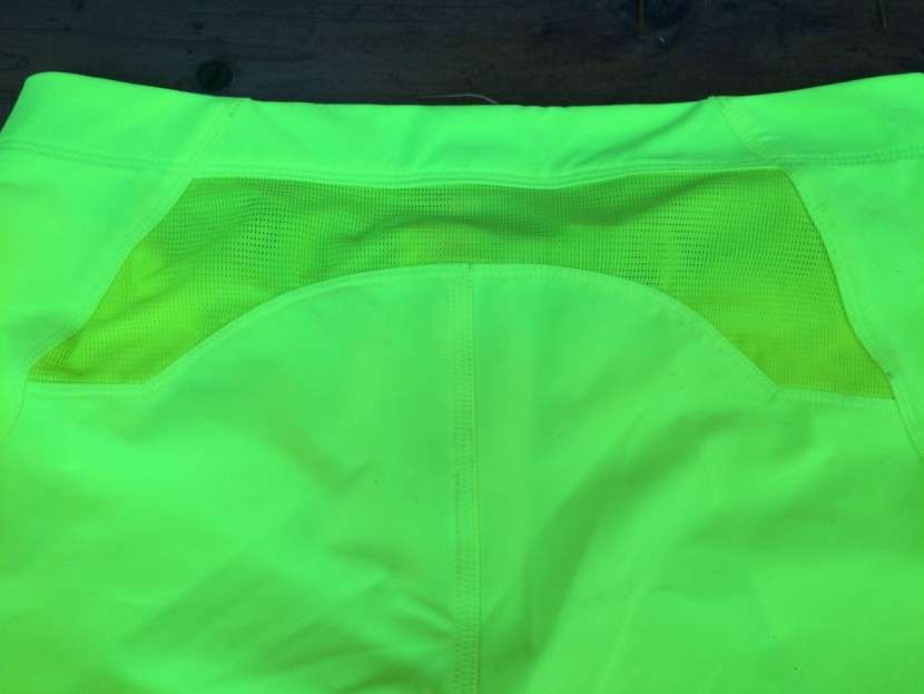 fox freeride for women - back panel venting keeps you cool on the climbs.