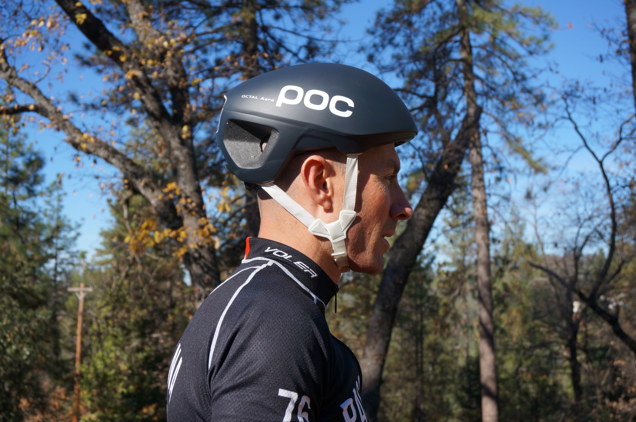 poc octal aero road helmet