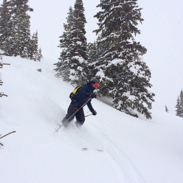 black diamond helio alpine shell - a lightweight jacket with a long, low hem makes this a perfect...