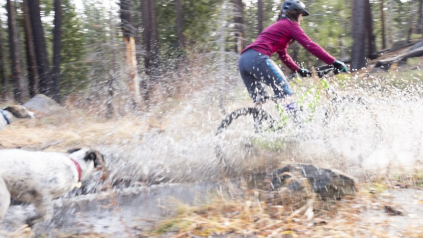 norrona fjora - puddles aren&#039;t always avoidable.  the fjora stands up again the cold...