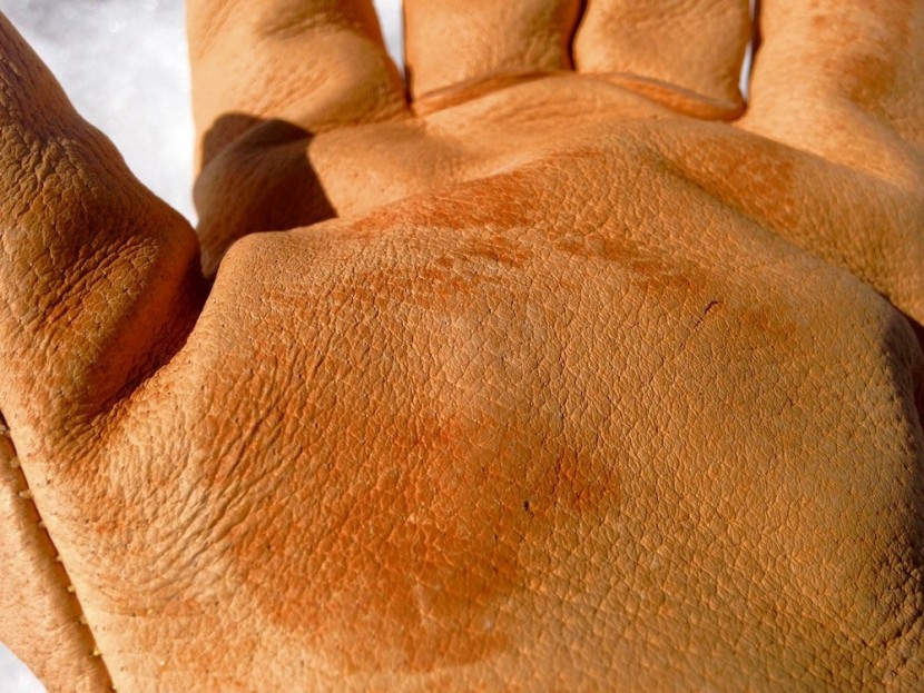 kinco pigskin leather - the pigskin leather is fairly durable, providing good protection...