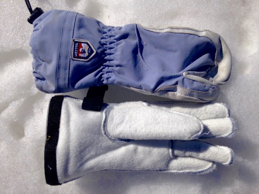 hestra heli three-finger for women - the hestra heli three finger glove provides both warmth and...