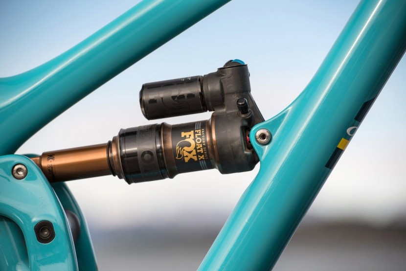 yeti sb5.5 x01 eagle 2017 - the fox float x factory rear shock certainly plays well with the...