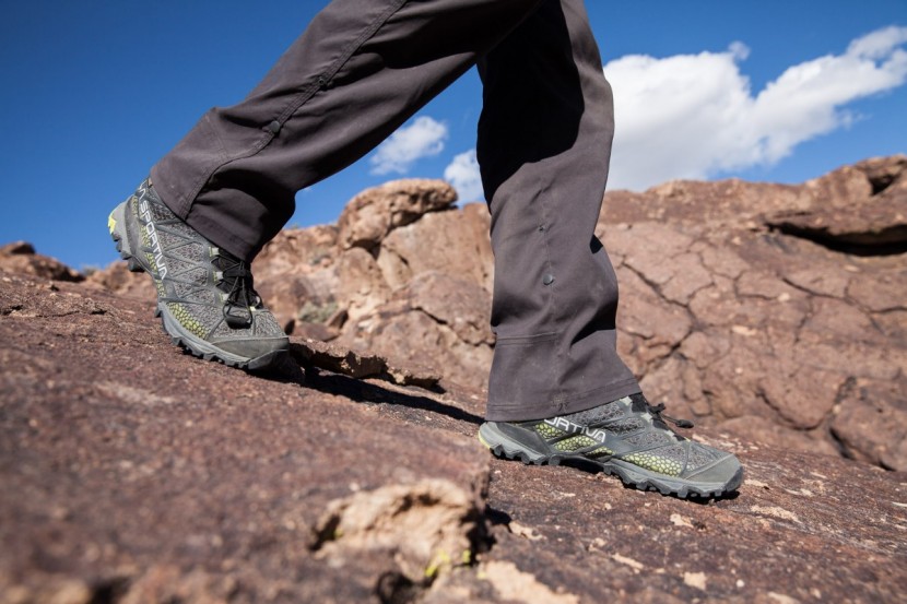 la sportiva synthesis mid gtx - the rubber toe bumper is likely to delaminate and peel away from the...