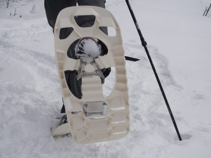 fimbulvetr hikr - the traction of the fimbulvetr comes from both the metal spikes and...