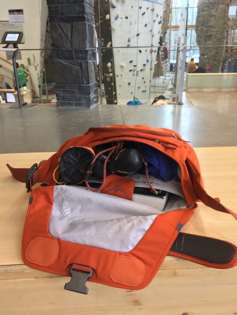 osprey flapjack courier - the flapjack messenger bag handles a variety of loads, from...