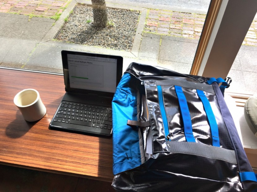 patagonia black hole 24l - the black hole keeps electronics safe and secure, and still easy to...