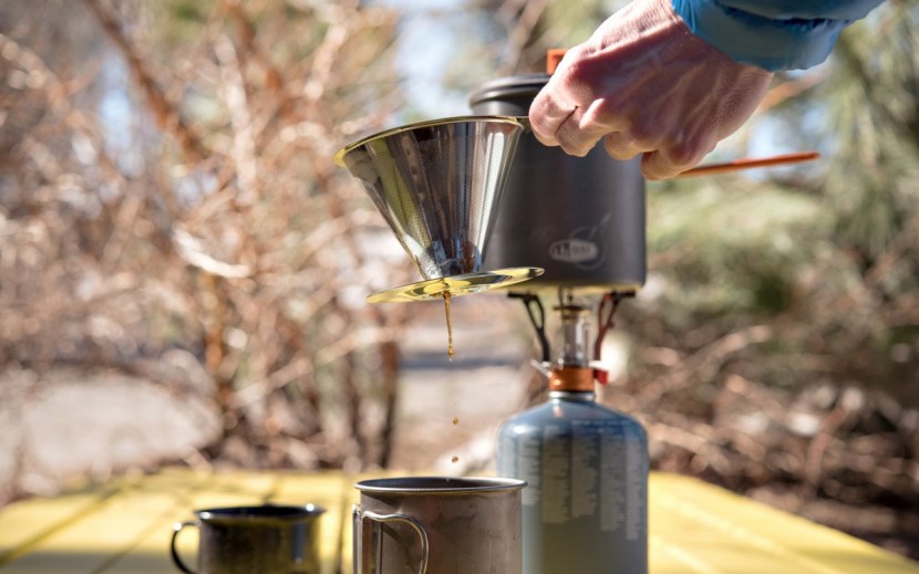 cafellissimo paperless pour over - light and easy to use, this filter is a joy to use.