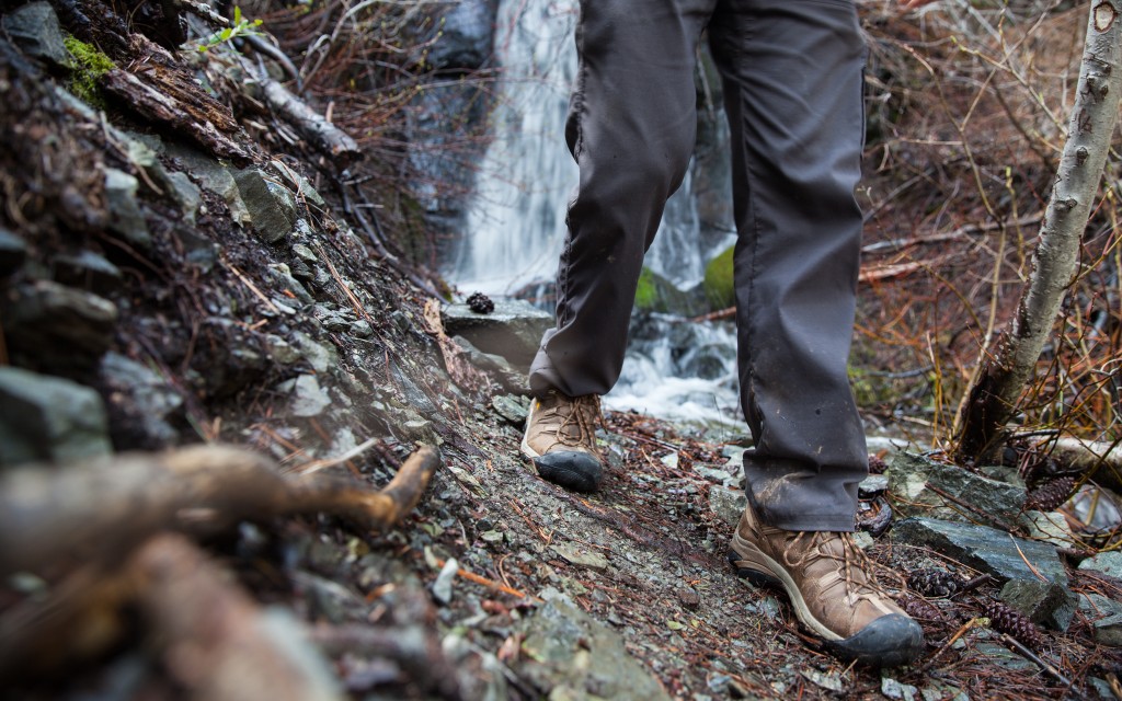 KEEN Men's Targhee 2 Low Height Waterproof Hiking Shoes