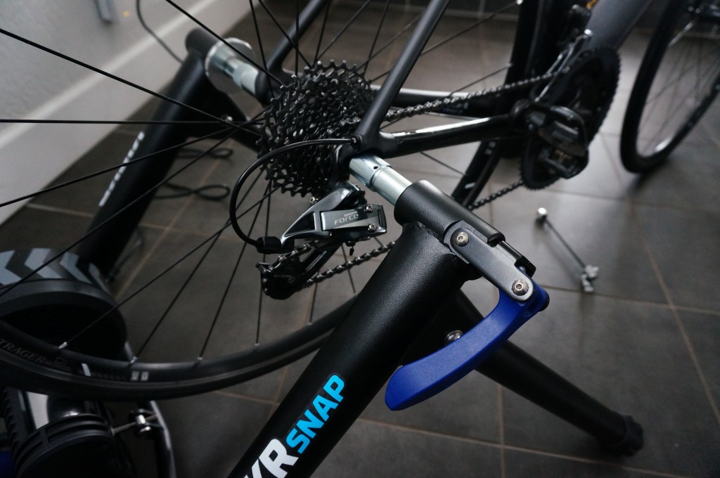  Wahoo KICKR SNAP Wheel-On Bike Resistance Trainer For