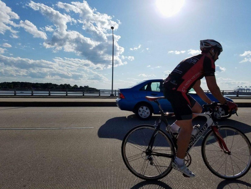 louis garneau cb carbon 2 - the editor out testing the louis garneau cb carbon 2 in norfolk, va...