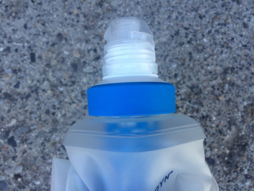 katadyn befree 0.6l - the area where the bottle attaches to the neck or collar area is...