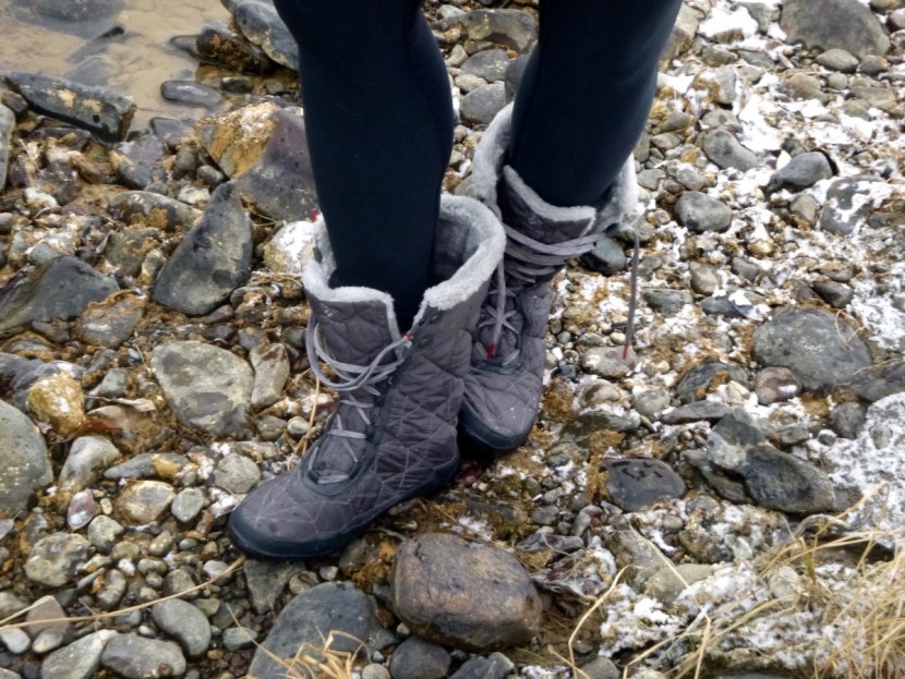 columbia minx mid ii omni-heat - taking a boot on and off can either be a challenge, or fairly easy!...