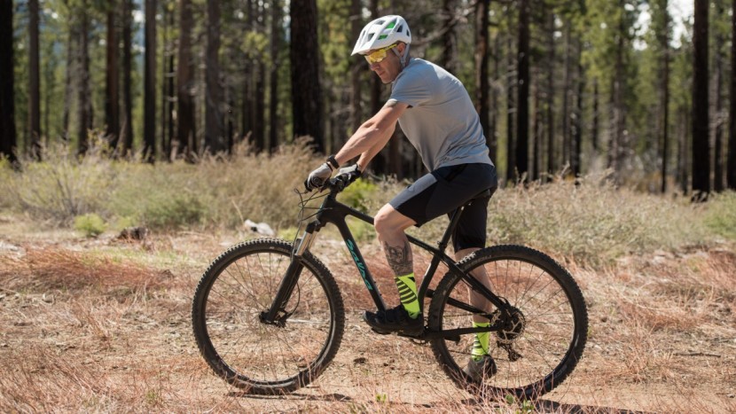 kitsbow a/m - the tailored cut of the kitsbow a/m, notice how the back portion of...