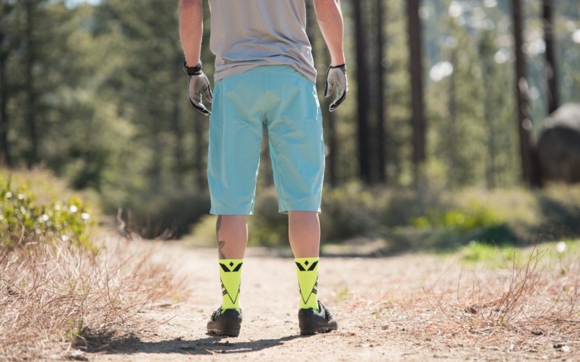 yeti teller - the fabric of the yeti teller is very light weight, but we had no...