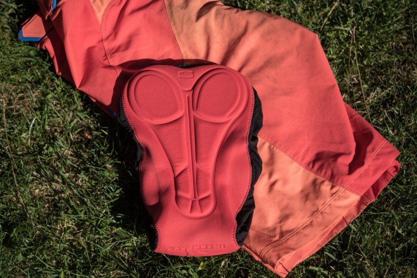 100% Airmatic All Mountain Review | Tested & Rated