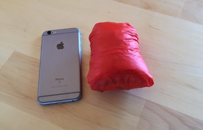 montane featherlite 7 - packs down to a minimal size!