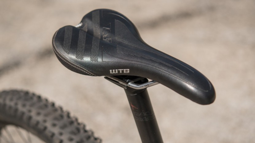 santa cruz chameleon r1+ - riders need to get very comfortable with the wtb volt saddle being...