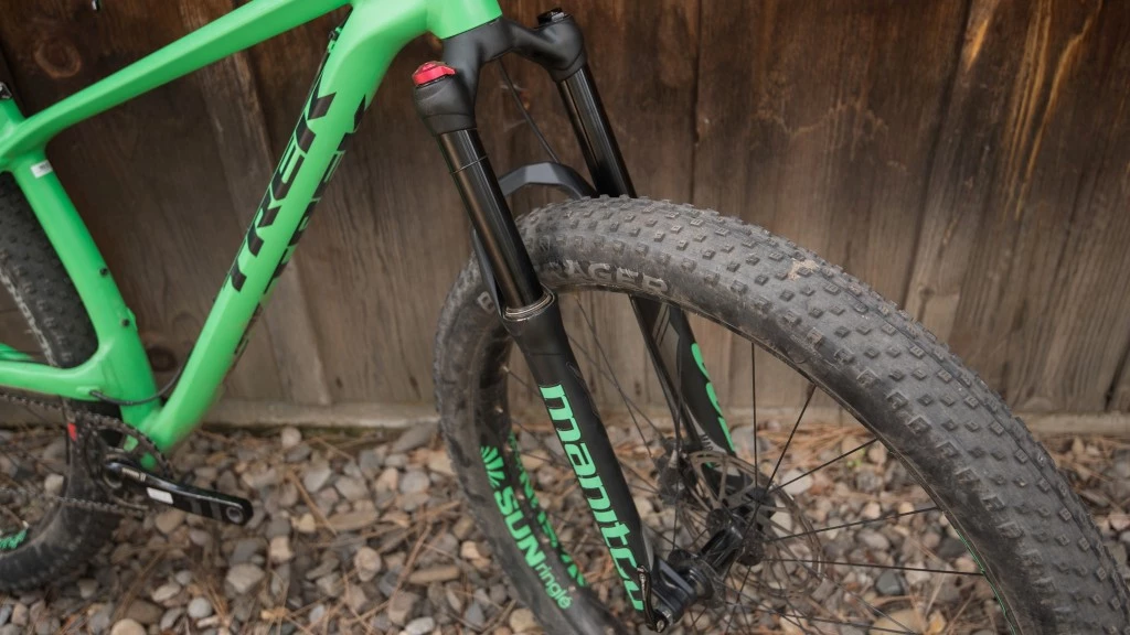 trek stache 7 2017 trail mountain bike review - the manitou magnum comp fork sports a funky reverse brake arch and...
