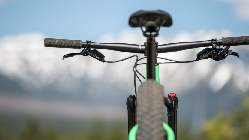 trek stache 7 2017 - 750mm handlebars are on the narrow side. when stretched out on a...