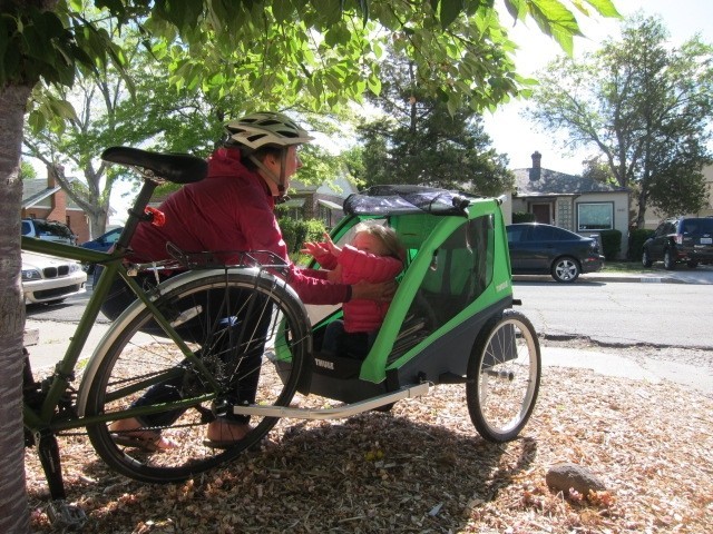 thule cadence - this is thule&#039;s most basic passenger trailer. it comes with the...