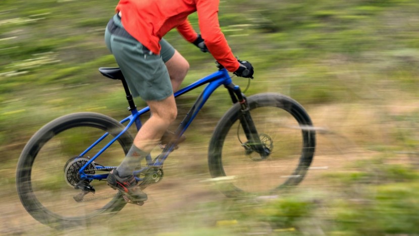 specialized fuse expert 6fattie 2017 - cranking, climbing, or descending, the fuse is a well-rounded bike.