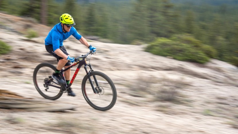 kona honzo al/dl 2017 - the honzo is comfortable on a wide range of terrain.