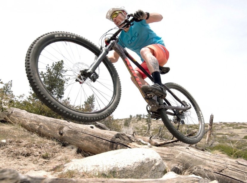 100% airmatic all mountain - the airmatic can do it all, from xc to enduro.