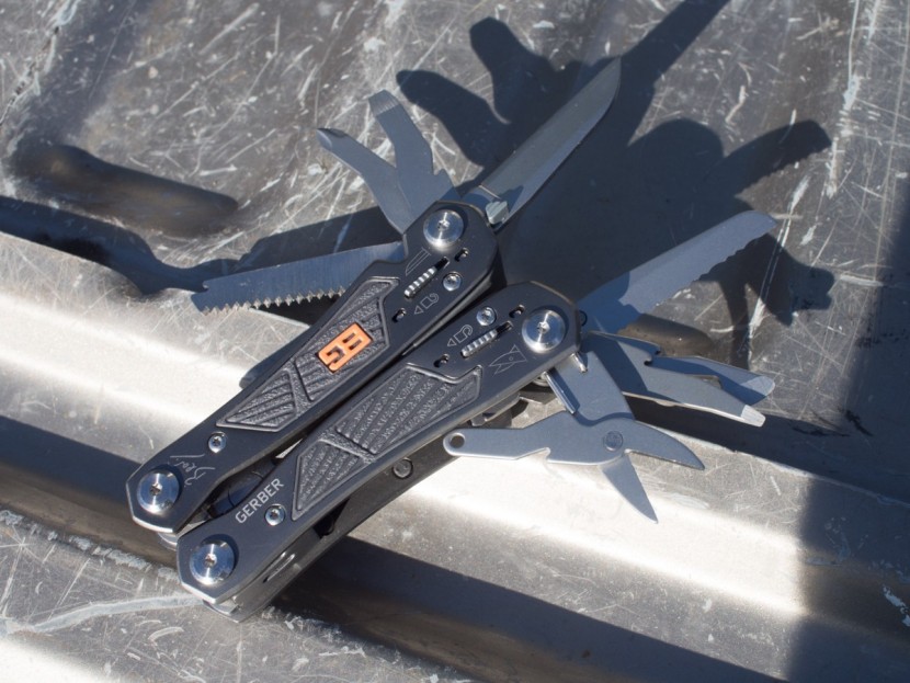 gerber bear grylls ultimate - the non-pliers attributes of the ultimate, on display. all are...