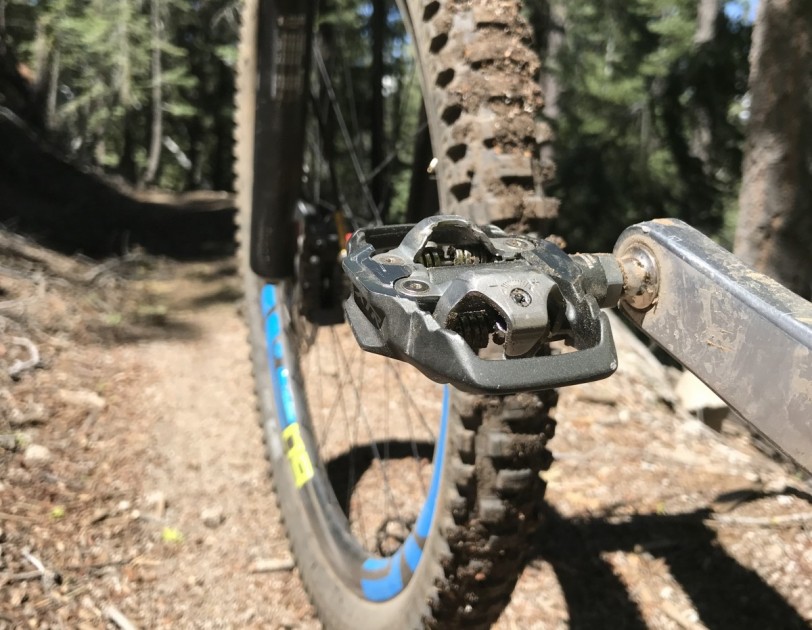 shimano xtr m9020 trail - trail side with the xtr m9020. it's the top dog!
