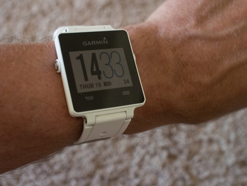 Amazon.com: Smartwatch GARMIN Vivoactive 3 1,2