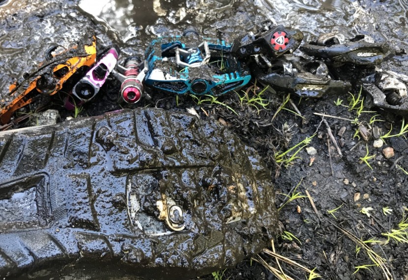 crankbrothers mallet e - to minimize variances in the type of mud we encountered, we brought...