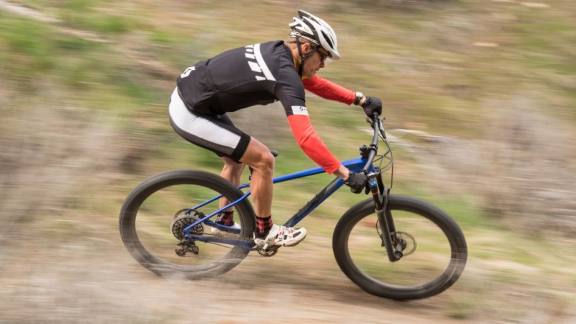 shimano deore xt m8020 - putting the xt pedals through their paces.